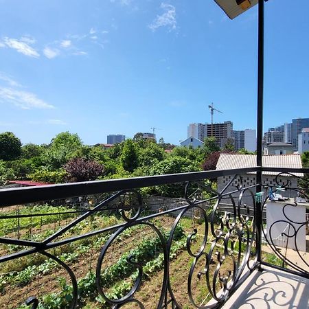 Guesthouse Gocha Beridze Batumi Bagian luar foto