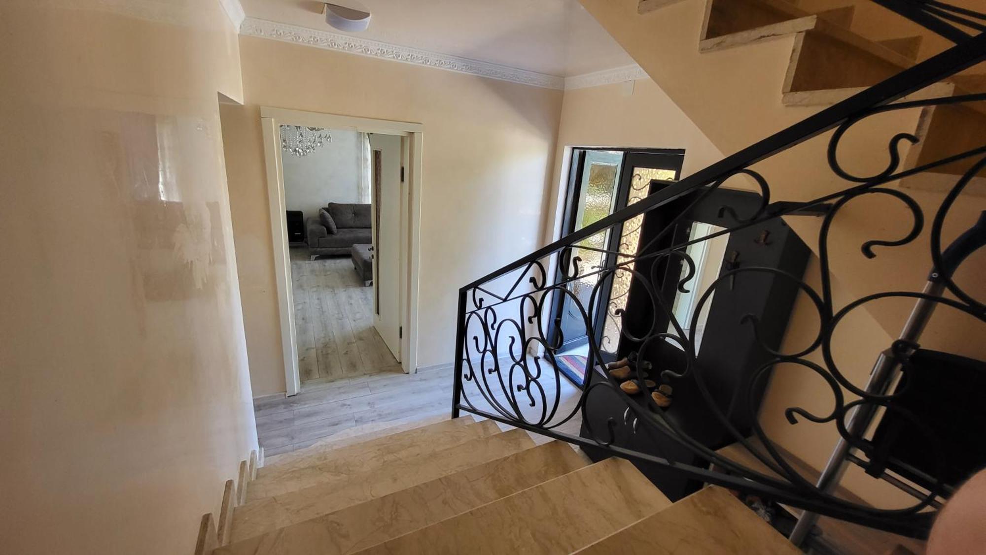 Guesthouse Gocha Beridze Batumi Bagian luar foto