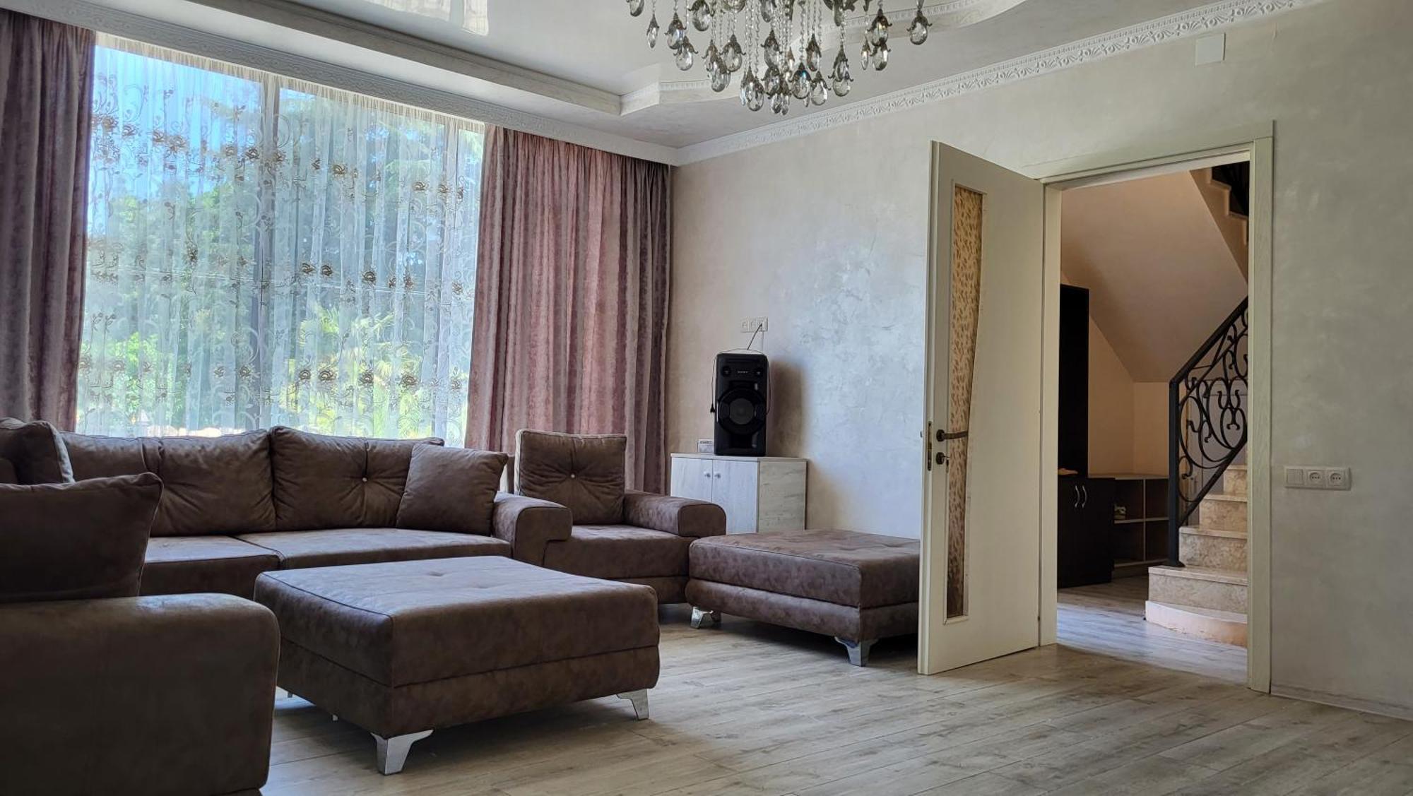 Guesthouse Gocha Beridze Batumi Bagian luar foto